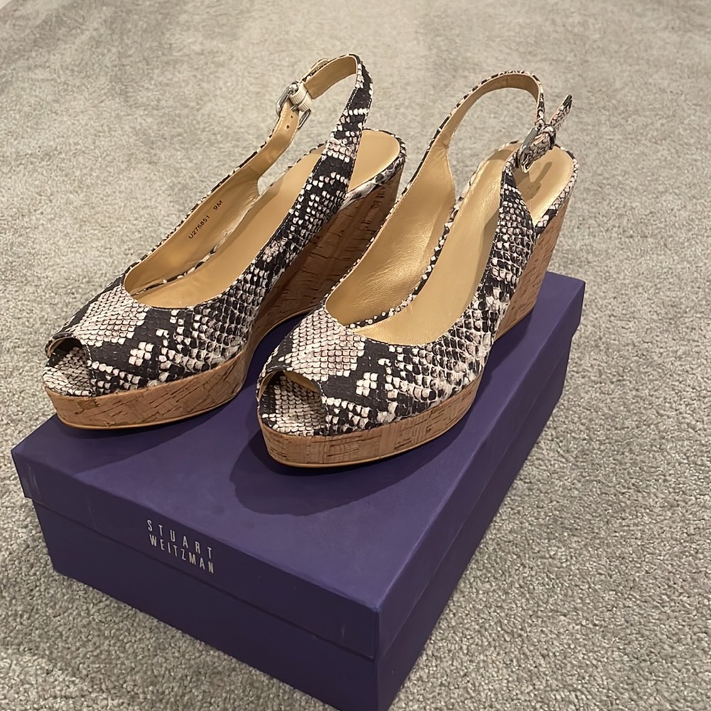 Stuart Weizman size 9 Jean Slingback Wedge Sandal Like New